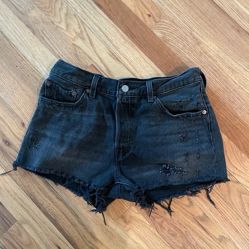 Levi’s 501 high-waisted button fly shorts